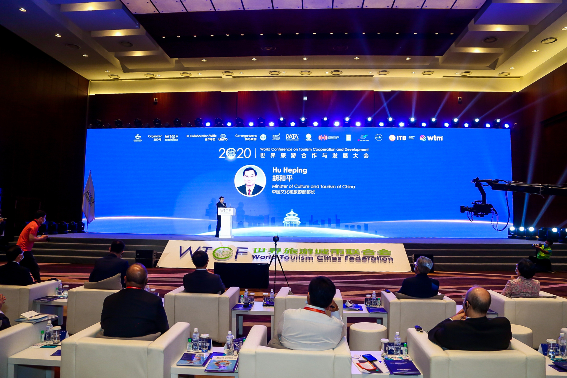 hk_c_1599278026770056392.jpg hk_c_5C5A4787.jpg