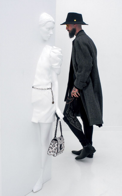 hk_c_倫敦國王學院 LV 國際巡迴展 李舸.png