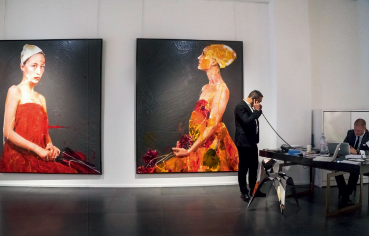 hk_c_倫敦龐德街 The Fine Arts Society 人物油畫 王苗.png