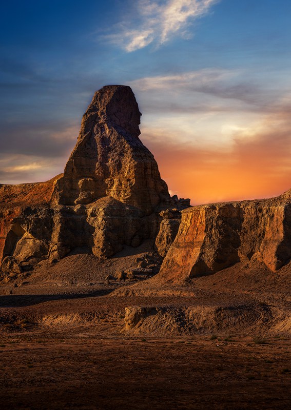 hk_c_坐看風雲變幻 王曉莉.jpg