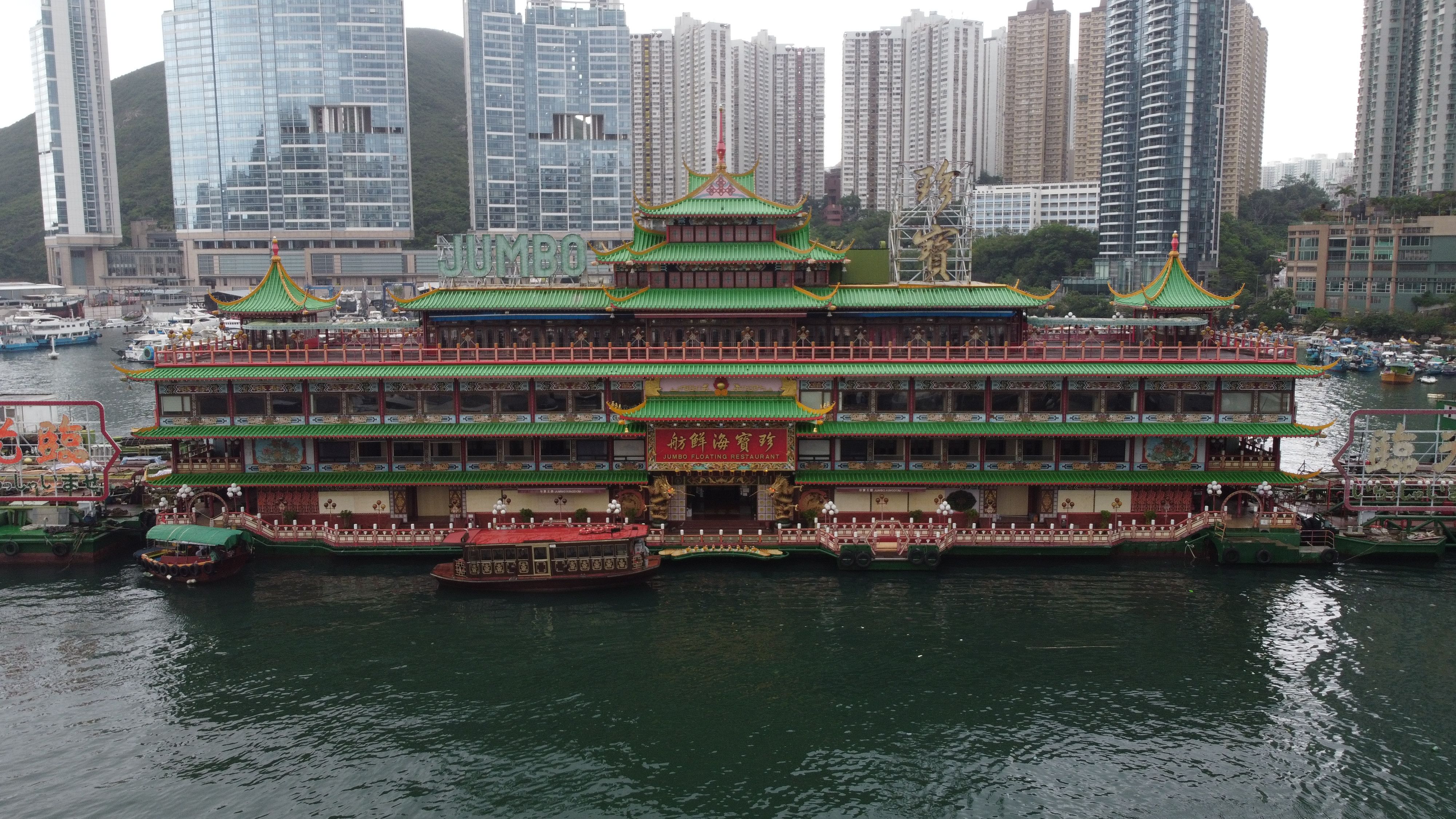 【香港好去处】几代人的美食记忆,再见了珍宝海鲜舫