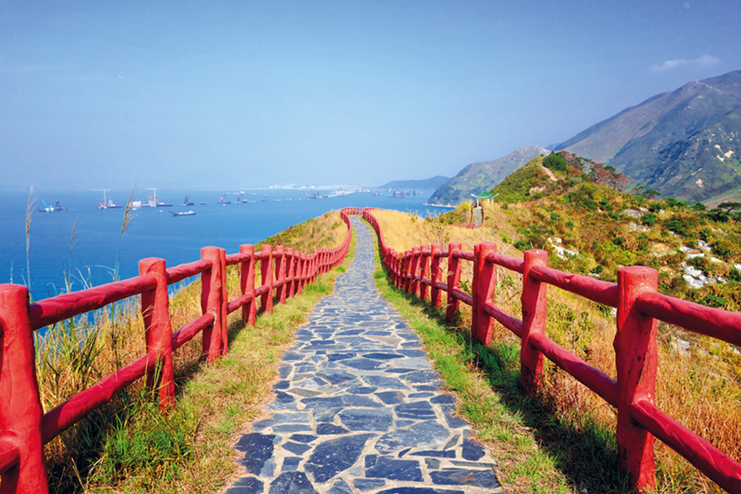 【香港好去处】大嶼山海陸遊，古迹、渔村、古早美食，令人暂离烦嚣